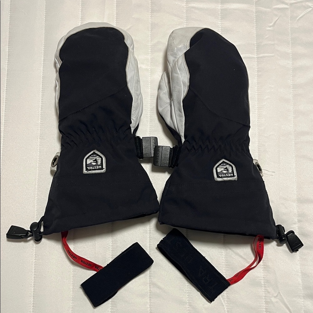 Hestra Women’s Heli Mittens, size 9